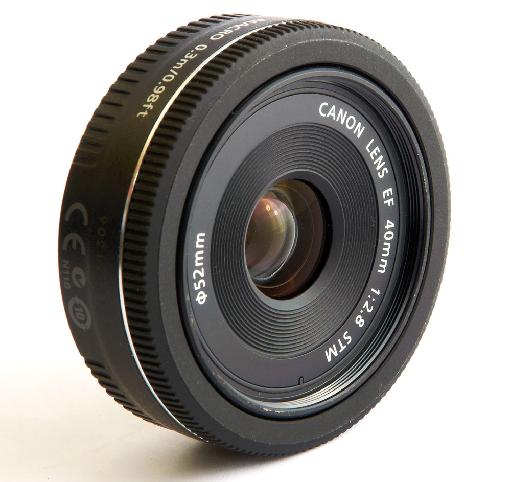  Canon EF 40mm f/2.8 STM