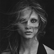    (Peter Lindbergh)